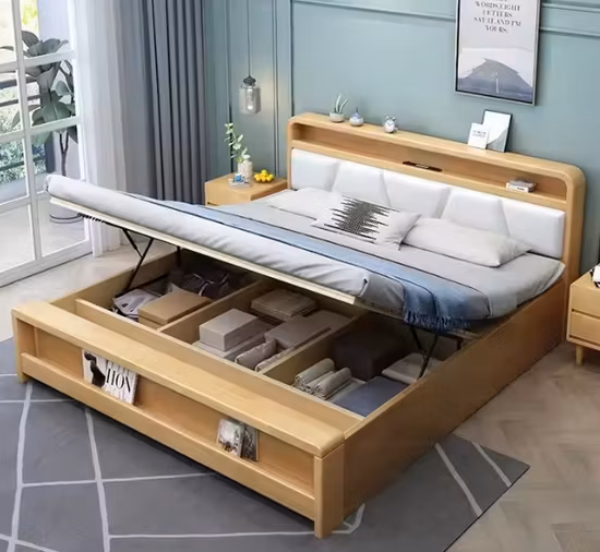 キングサイズの木製房状ベルベットベッドを備えた豪華でモダンなベッドルームデザイン